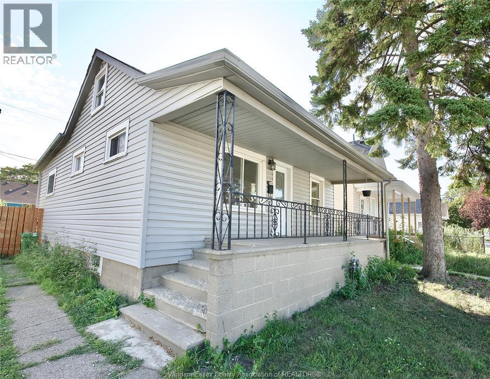 Primary Photo - 1636 Cadillac St