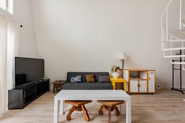 Foto del edificio - 13969 Farm to Market 2769