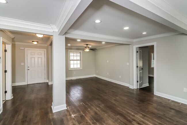 Foto del edificio - 2972 Hogan Rd