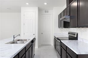 Foto del edificio - 2789 89th St Cir E