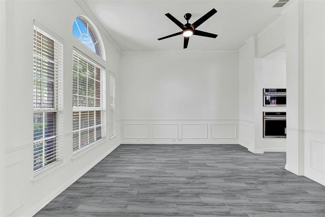 Foto del edificio - 1010 Westwood Ct