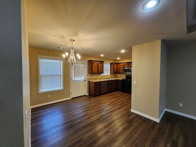 Building Photo - 908 S Quincy Cove
