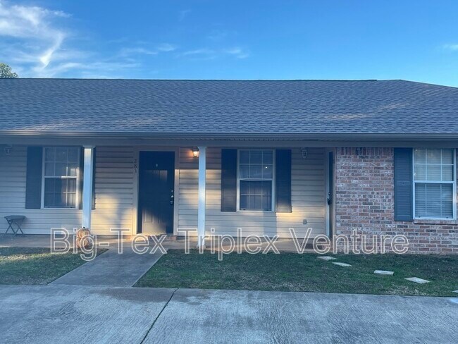 Foto del edificio - 283 N Pecan St