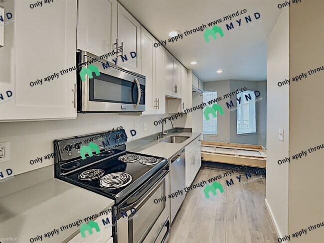 Foto del edificio - 3028 Western Ave
