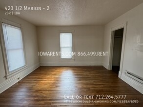 Building Photo - 423 1/2 Marion St