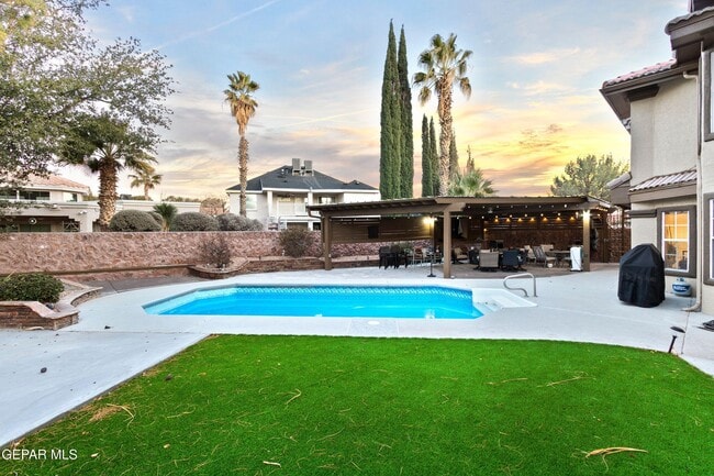 Foto del edificio - 1984 Paseo Granada Ln