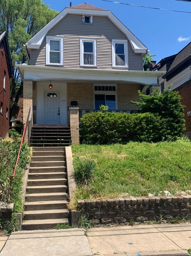Building Photo - 2291 Valera Ave