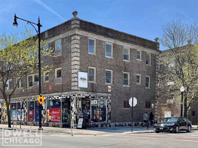 Building Photo - 1553 W Hollywood Ave