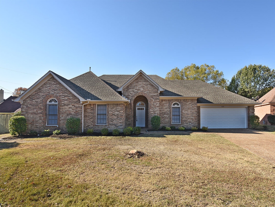 3 Bedroom, 2.5 Bathrooms Near S Germantown and E Shelby Dr - 3 Bedroom, 2.5 Bathrooms Near S Germantown and E Shelby Dr