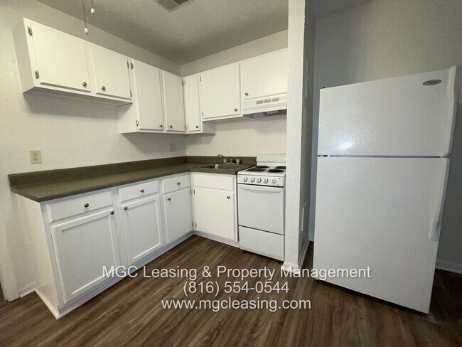 Foto del edificio - LEGRAND 55+ RETIREMENT VILLAGE