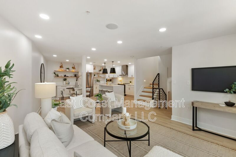 Photo - 1601 Portugal St