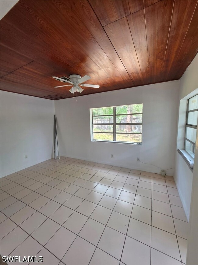 Building Photo - 2103 Unity Ave