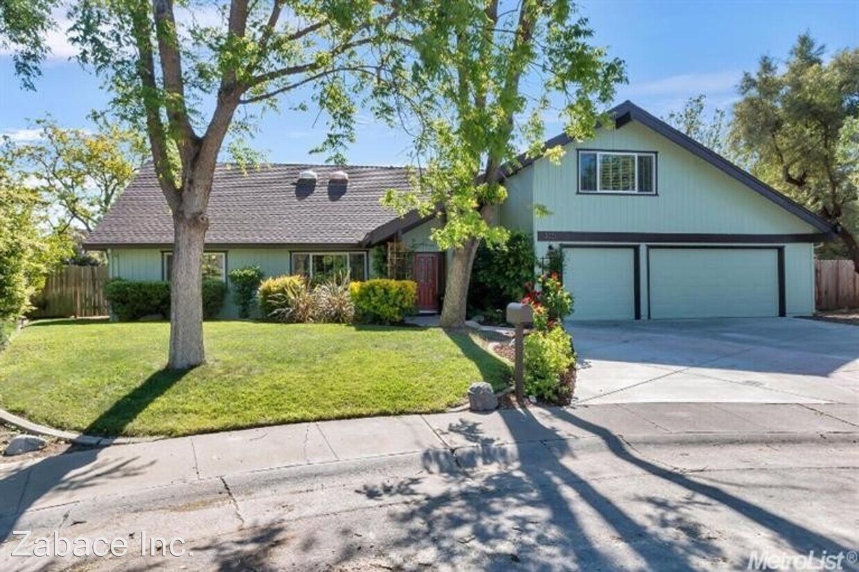 3300 Canoe Pl, Davis, CA 95616 Room for Rent in Davis, CA