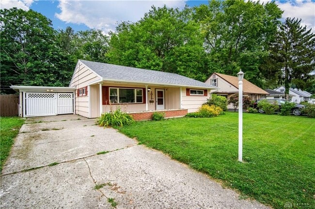 Building Photo - 1013 Mendota Ct