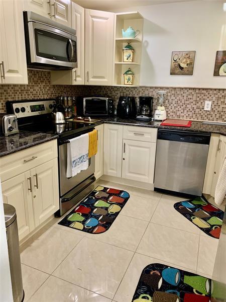 Building Photo - 8657 Boca Glades Blvd