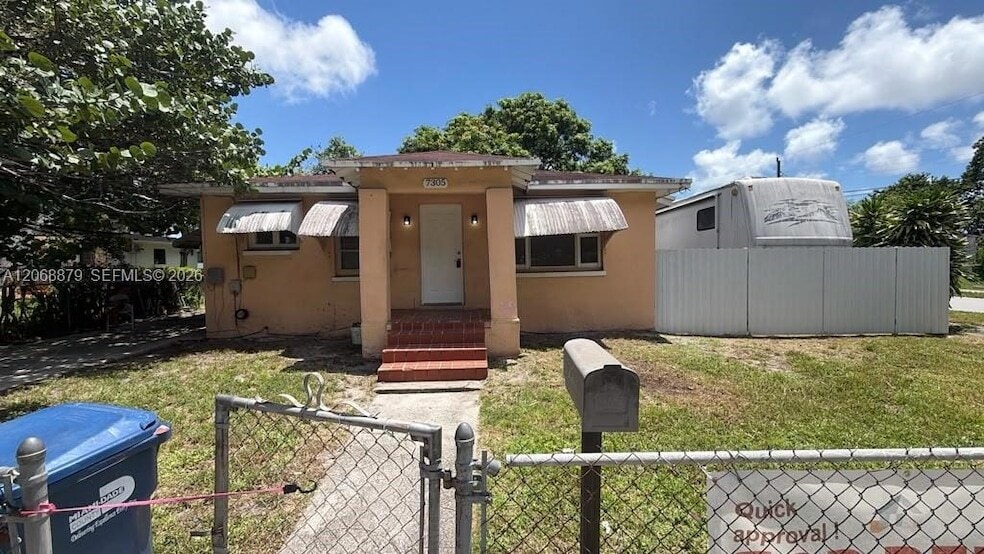 Photo - 7305 NW 17th Court Unit