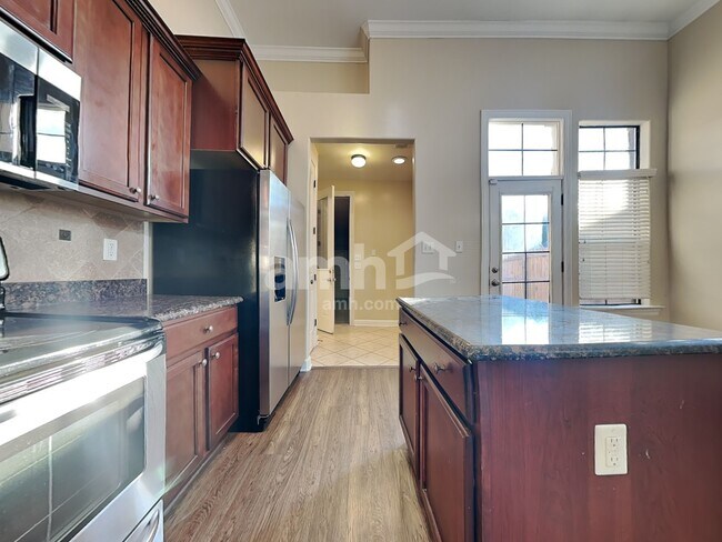 Foto del edificio - 7965 River Mist Dr