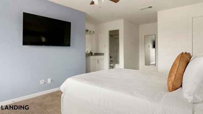 Foto del edificio - 1225 E Pleasant Run Rd