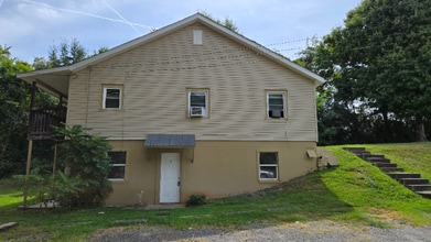 Building Photo - 1507 Golf Club Ln