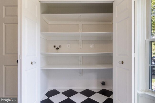 Foto del edificio - 69 Pontiac Way