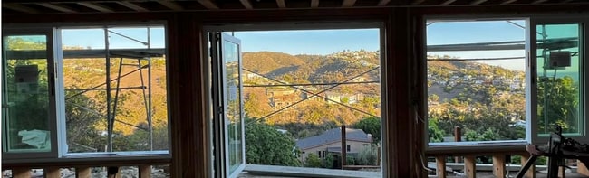 Foto del edificio - 1339 Temple Hills Dr