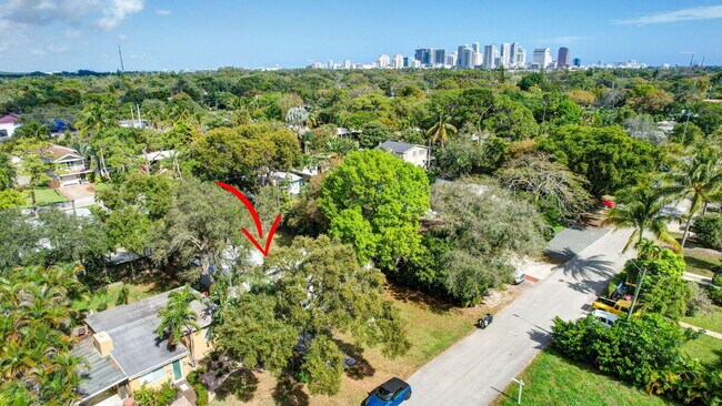 Foto del edificio - 1721 SW 13th St
