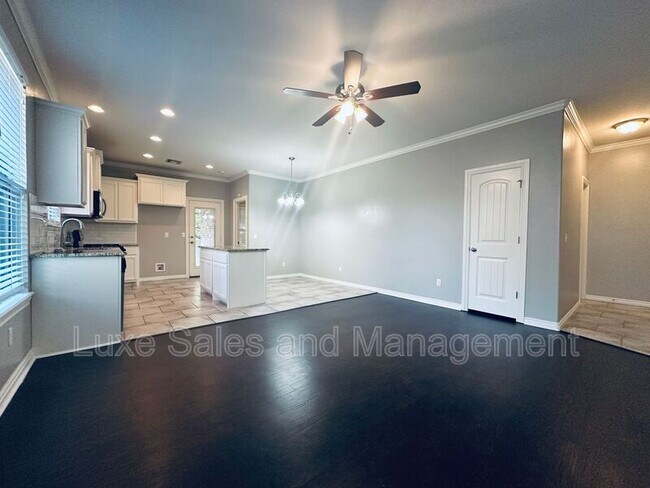 Foto del edificio - 1814 NE 135th St