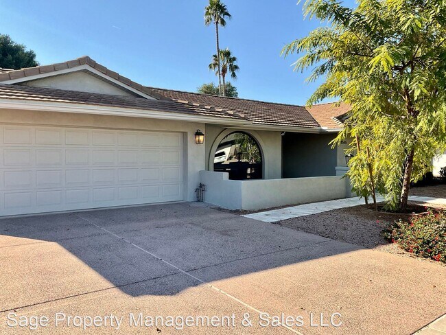 Building Photo - 4 br, 2 bath House - 8565 E Via De Encanto