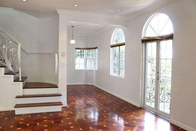 Foto del edificio - 9378 W Olympic Blvd