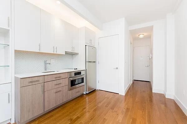 Foto del edificio - 212 W 91st St