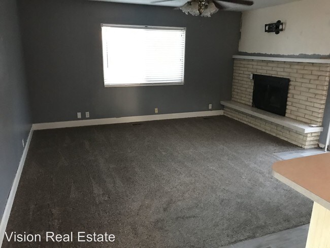 Building Photo - 3 br, 2 bath House - 680 Brookside Dr