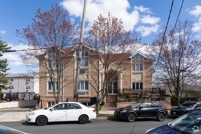 Building Photo - 6 Arc Pl