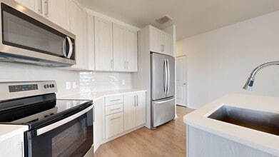 Interior Photo - Essex Luxe Apartments