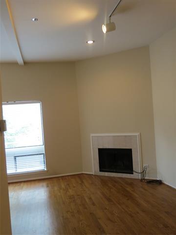 Building Photo - 4334 Buena Vista St
