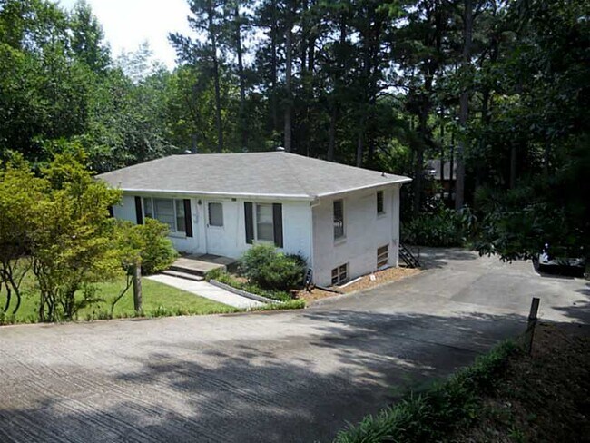 Building Photo - 4267 Chamblee Tucker Rd