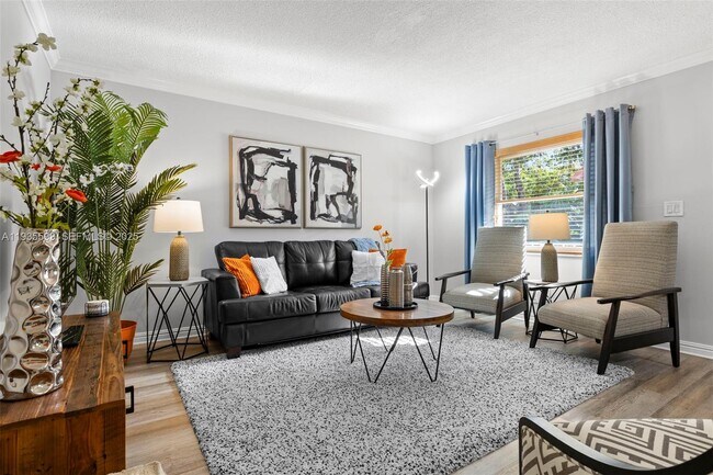 Foto del edificio - 1125 NE 16th Pl