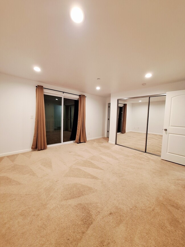 Master BR - 13454 95th Ave NE