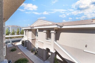 Building Photo - 9330 W Maule Ave