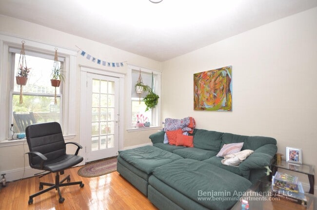 Building Photo - 9A Egremont Rd