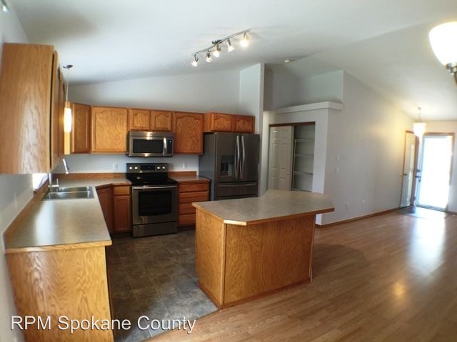 Building Photo - 7511 N Magnolia Ct