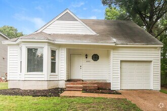 Building Photo - 4997 Woodberry Cove S