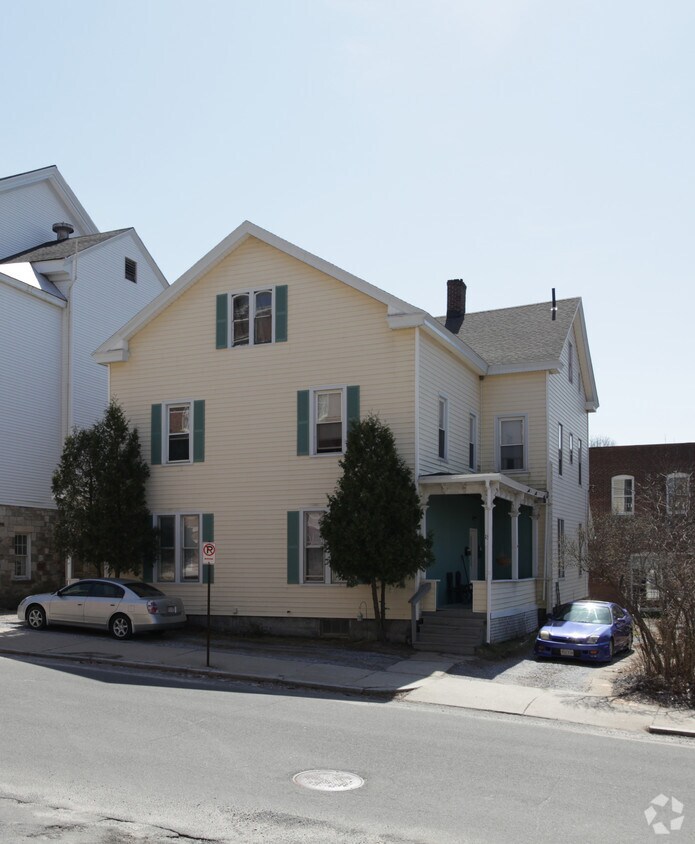 1113 Church St, Pittsfield, MA 01201 Apartments in Pittsfield, MA