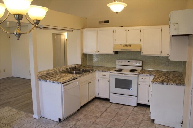 Foto del edificio - 1012 SW 103rd St
