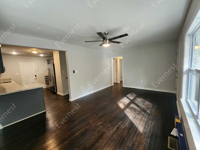 Building Photo - 58 Montgomery St NE
