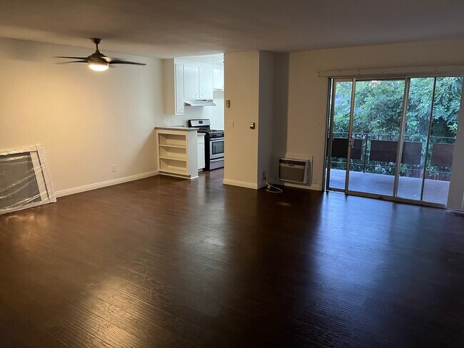 Foto del edificio - 14641 Magnolia Blvd