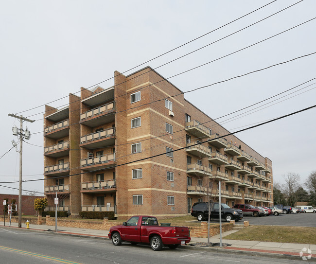 Building Photo - Tiffany Apartments