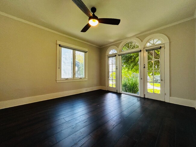 Foto del edificio - 444 S Euclid Ave