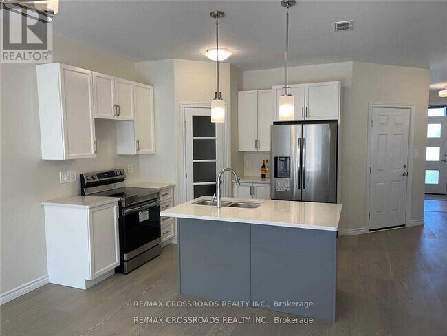 Photo du bâtiment - 22 Athabaska Dr