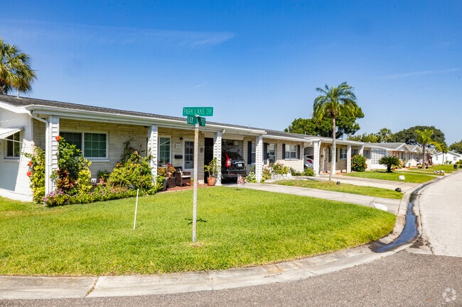Foto del edificio - Springwood Villas 1