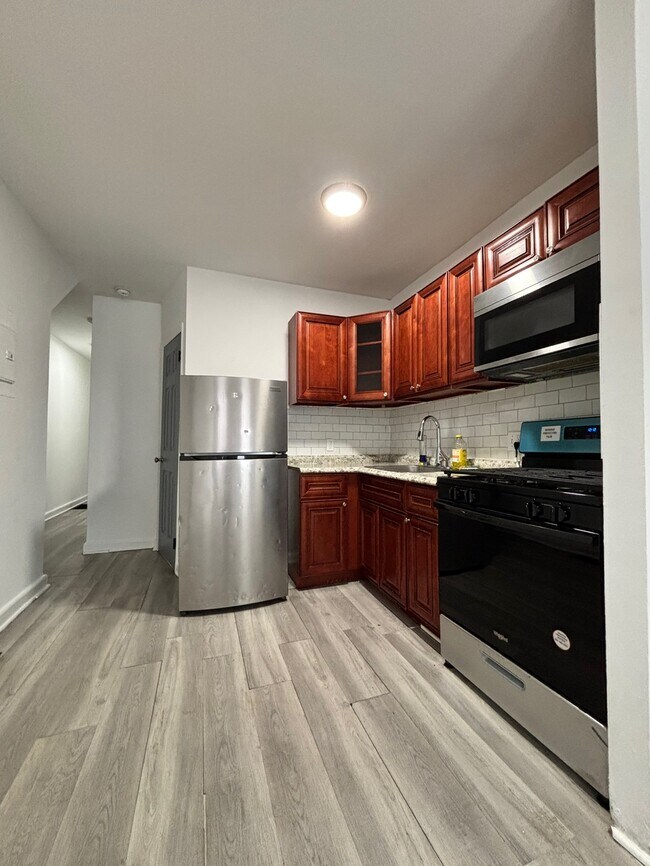 Foto del edificio - 894 N 42nd St